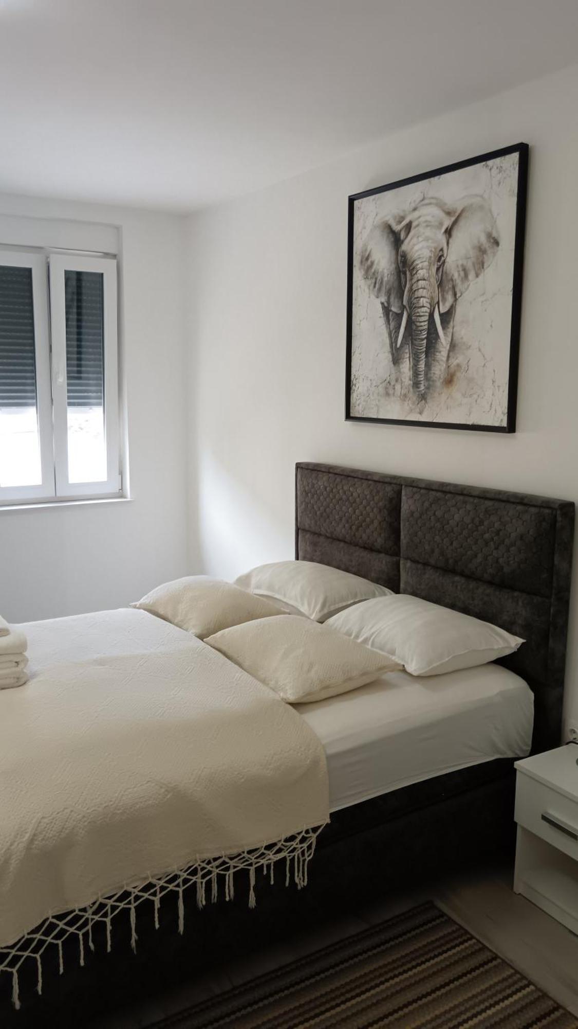 Faveria Apartments Amphitheater With Free Parking Pula Quarto foto