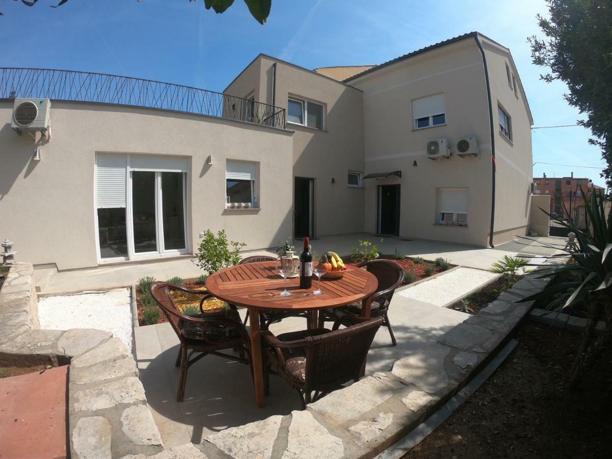 Faveria Apartments Amphitheater With Free Parking Pula Exterior foto
